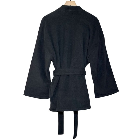 SKIMS Fleece Wrap Jacket in Onyx - Picture 4 of 7
